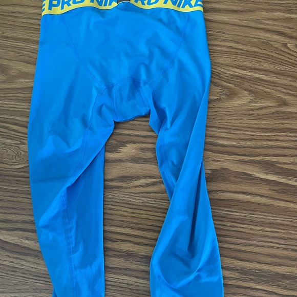 Nike compression pants-worn once - Picture 2 of 3